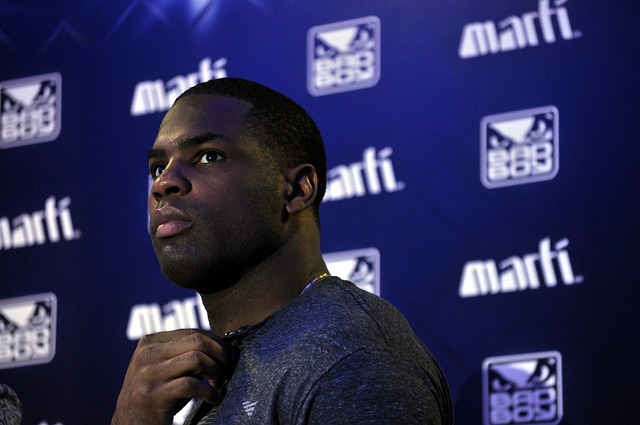 得主尼古拉 得主尼古拉